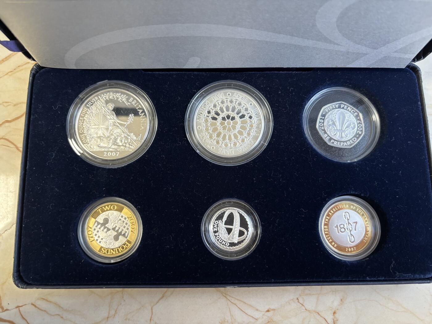 第195期拍卖 英国2007年伊丽莎白女王钻石婚姻纪念银币6枚全套，925银，8/9.5/12/12/32.45/28.28克