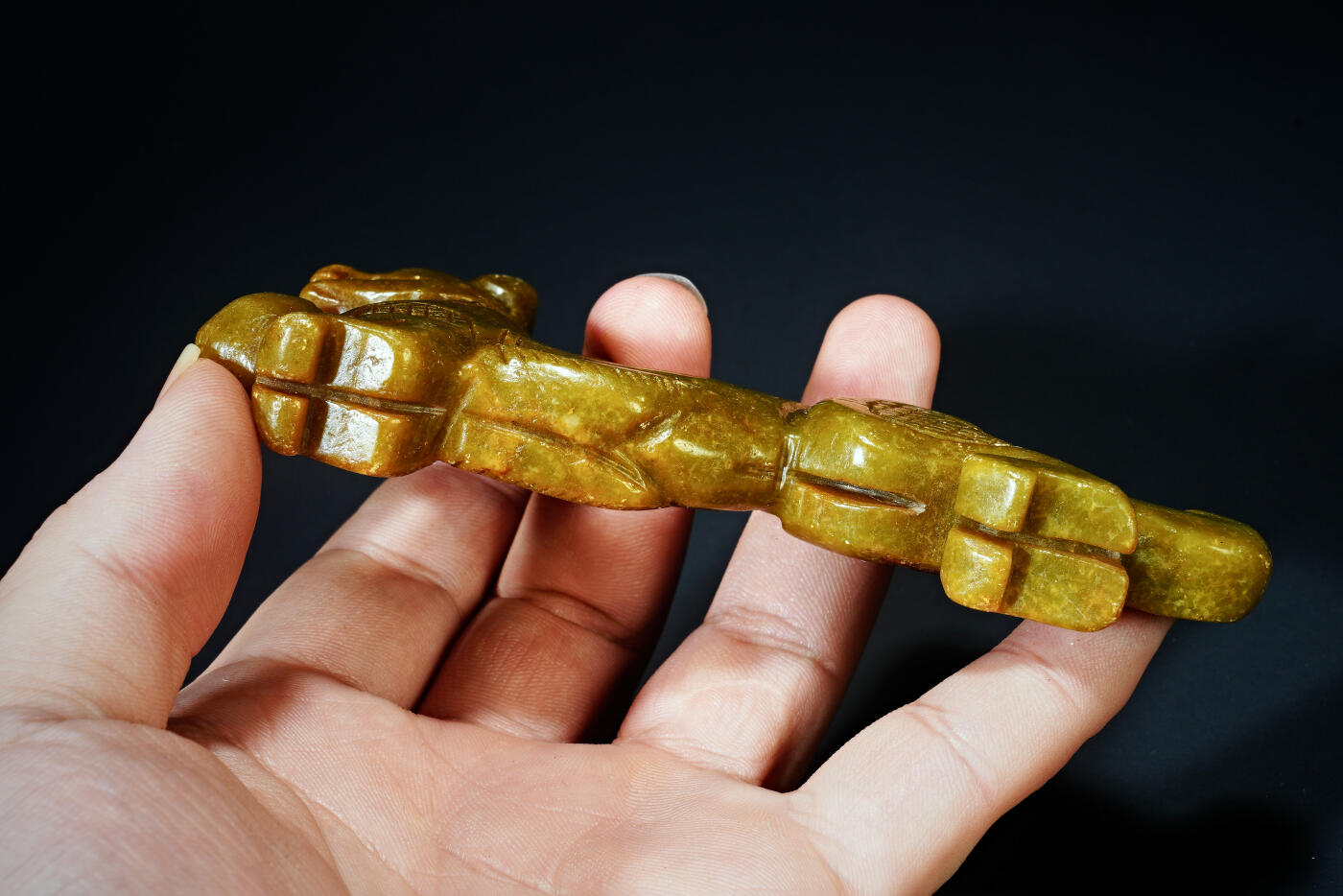 上海都达杂项专场五十八【全场包邮】  古玉玉龙抱珠93-41