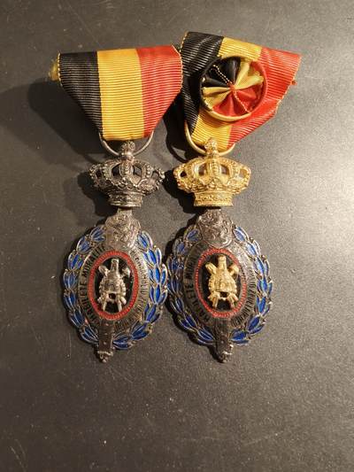 老王徽章第188期 - 比利时金银级劳工奖章一组