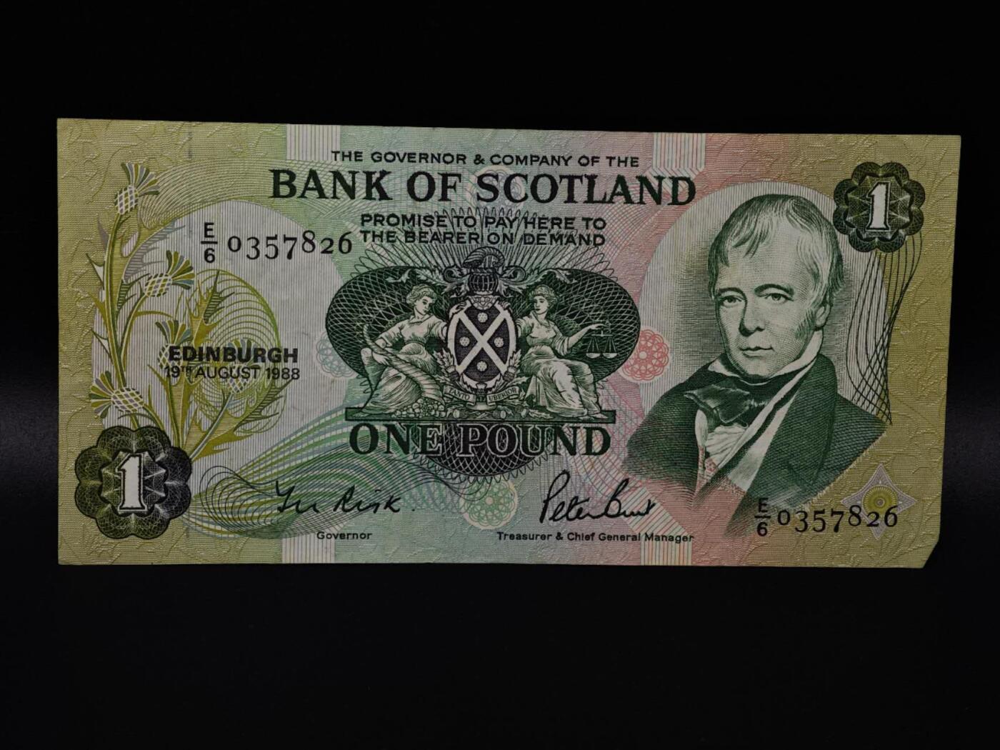  【淘币小摊】限时拍第八百八十二拍   纸币场    每周一统一发货 苏格兰银行1988年1镑纸币【有折】