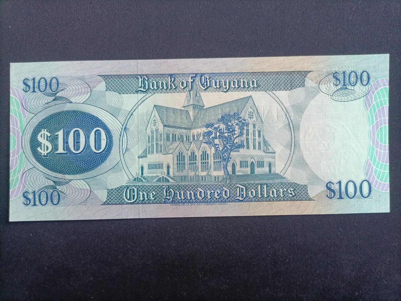 【游宝包邮场】马年第17期 精品单钞场 周日截拍 圭亚那-100元【1988年 全新UNC】