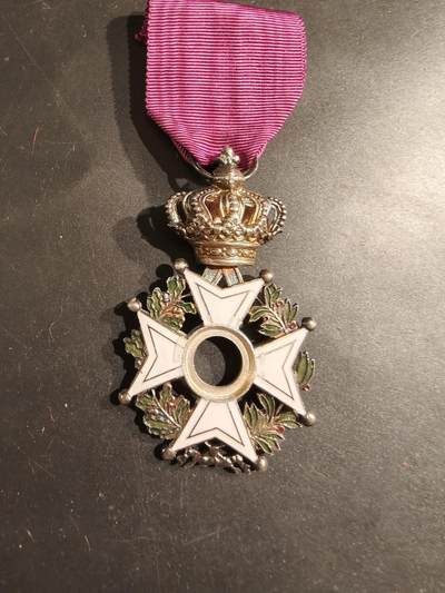 老王徽章第188期 - 比利时骑士级利奥波德一世勋章   无中间芯片