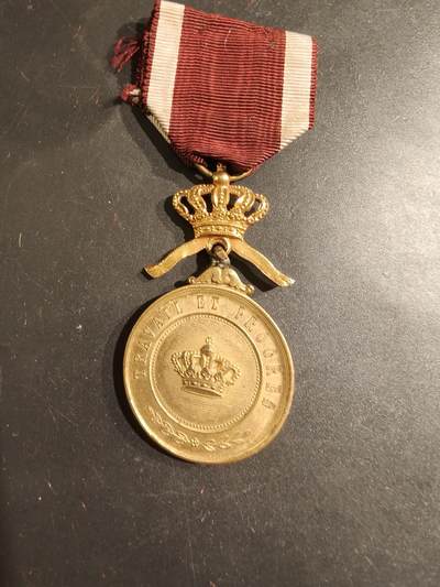 老王徽章第188期 - 比利时金级王冠奖章