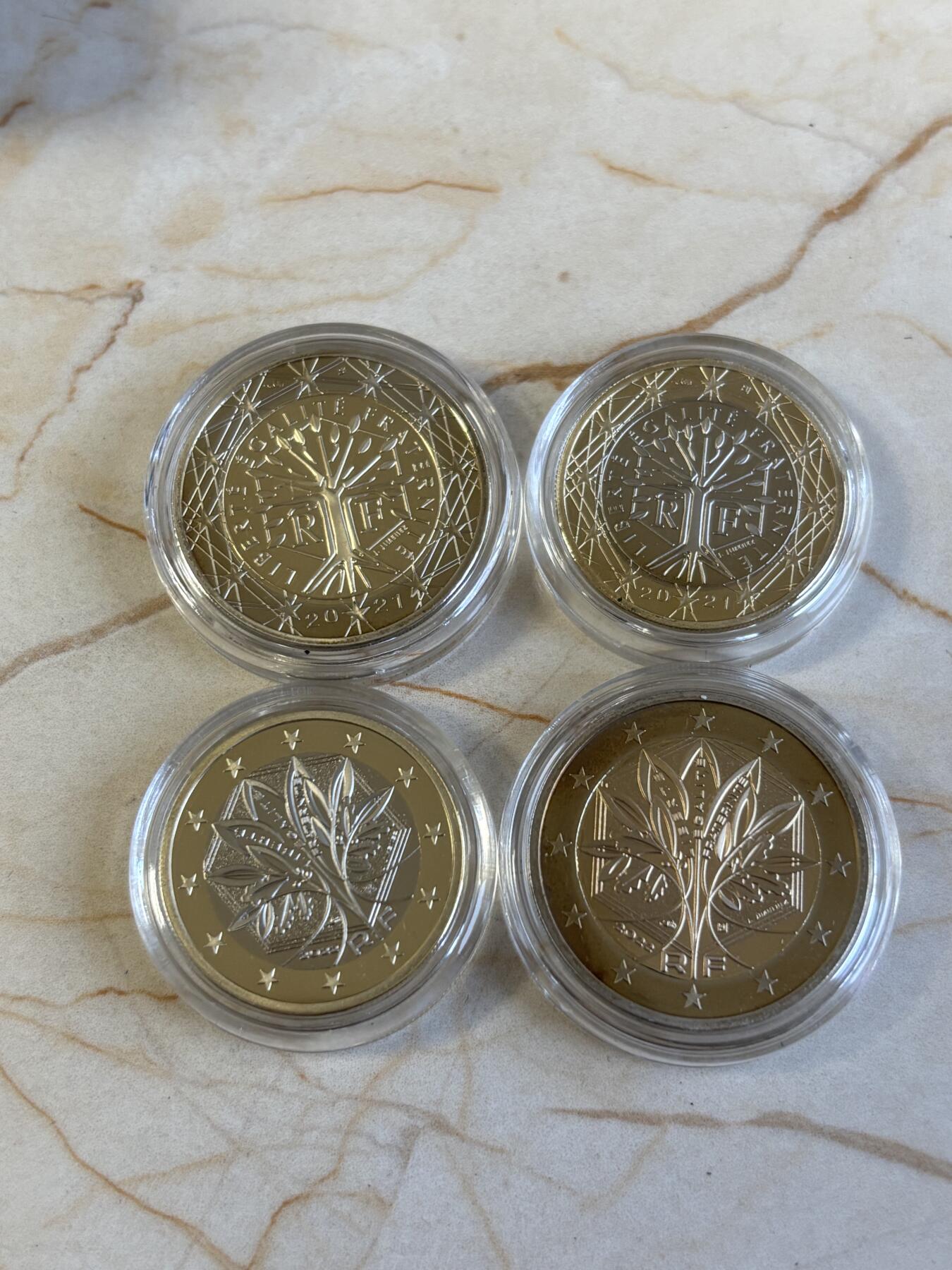 第195期拍卖 法国2021和2022年20周年和轮值主席国精制套币