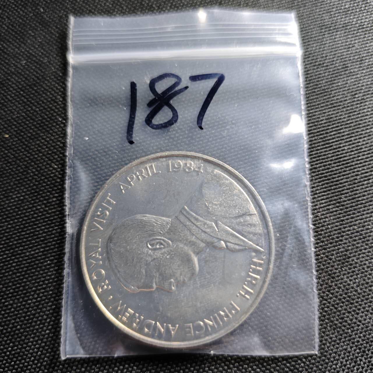 KK钱币收藏小铺   套币专场 2月预留时间 周末发货  1984年阿森松岛 安德鲁王子访问50便士镍币纪念币