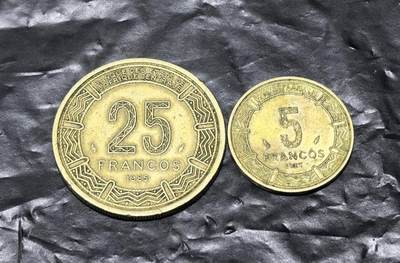 北京马甸外国币专卖第149期，外国币专场，陆续上拍，欢迎关注 - 赤道几内亚25，5法郎2枚
