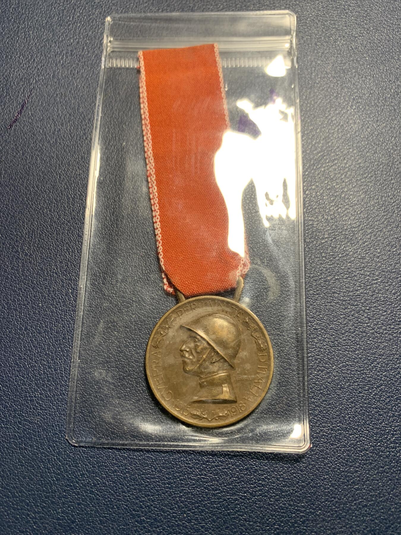 欢度清明，直接出价就行，这场不读秒到点直接结拍。 意大利一战意奥战争奖章2