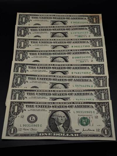  【淘币小摊】限时拍第八百八十二拍   纸币场    每周一统一发货 - 美国1美元纸币8张【有折】