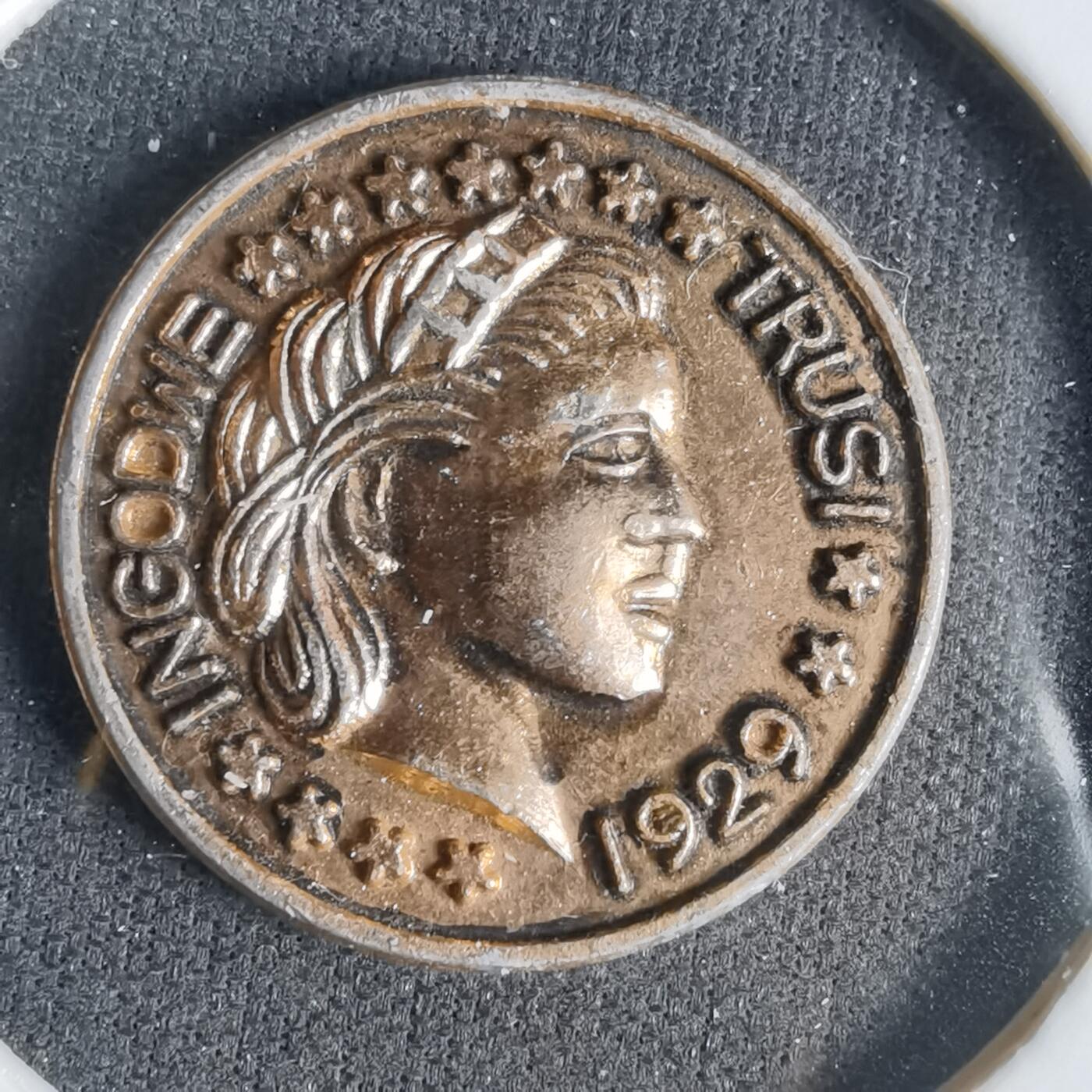 沼泽如烟--第1033场 纪念牌