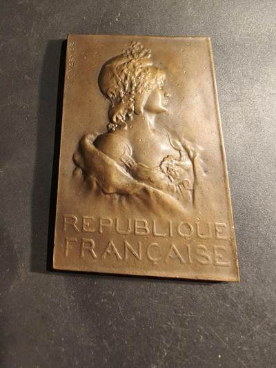 老王徽章第188期 - 法国玛丽安娜方形大铜章   大师Vernier作品    尺寸74×45mm     重量105.8g