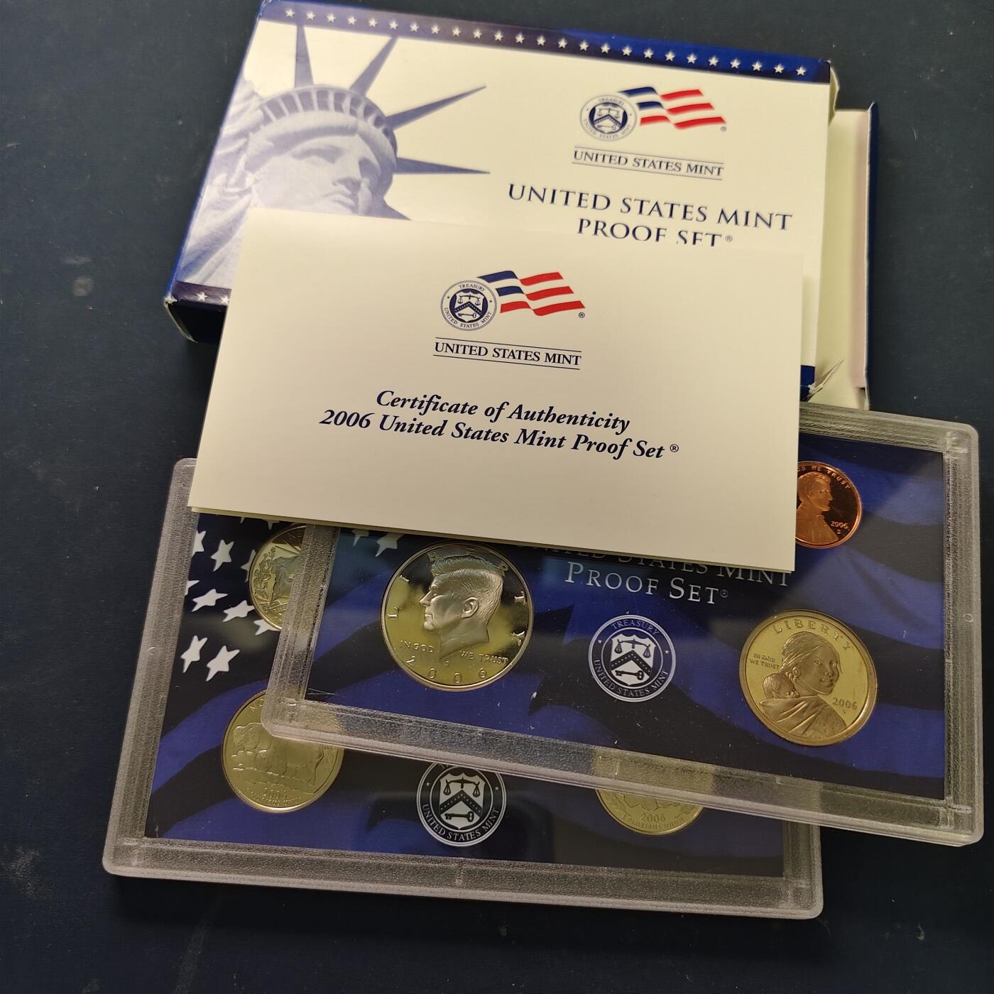 【全场包邮】纯粹捡漏拍515场 美国2006年官方封装精制套币（流通币一盒+州币一盒）-盒证全