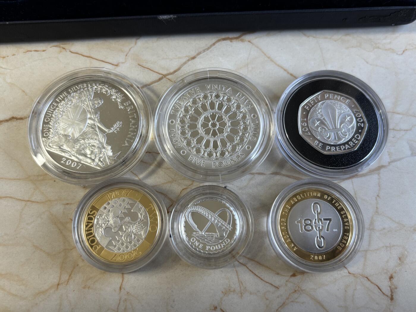 第195期拍卖 英国2007年伊丽莎白女王钻石婚姻纪念银币6枚全套，925银，8/9.5/12/12/32.45/28.28克