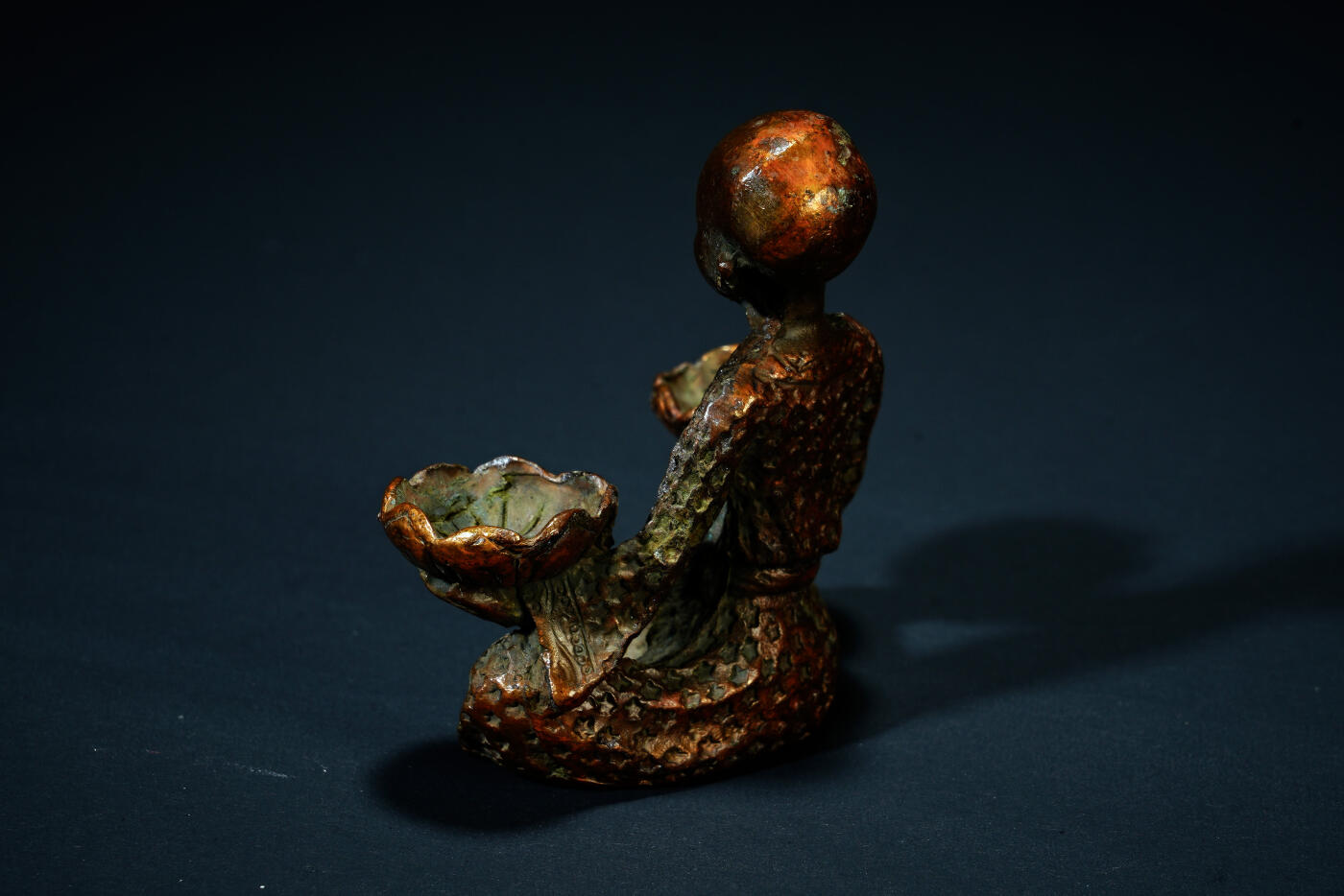 上海都达杂项专场五十八【全场包邮】  尼泊尔铜佛香插造像93-34