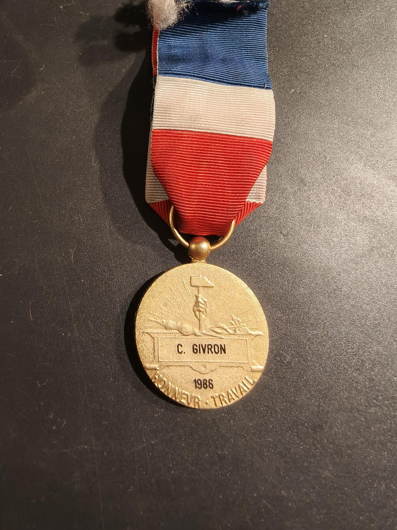 老王徽章第188期