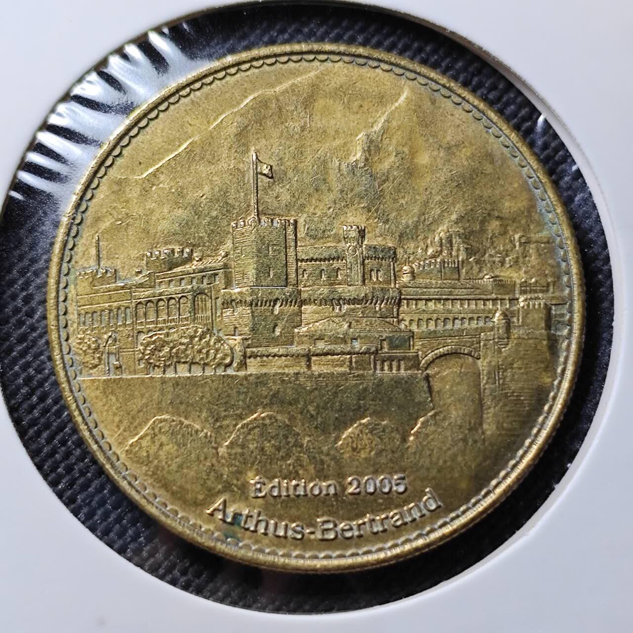 KK钱币收藏小铺   套币专场 2月预留时间 周末发货  2005纪念章一枚