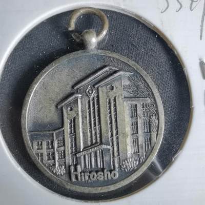 沼泽如烟--第1033场 - 毕业纪念章