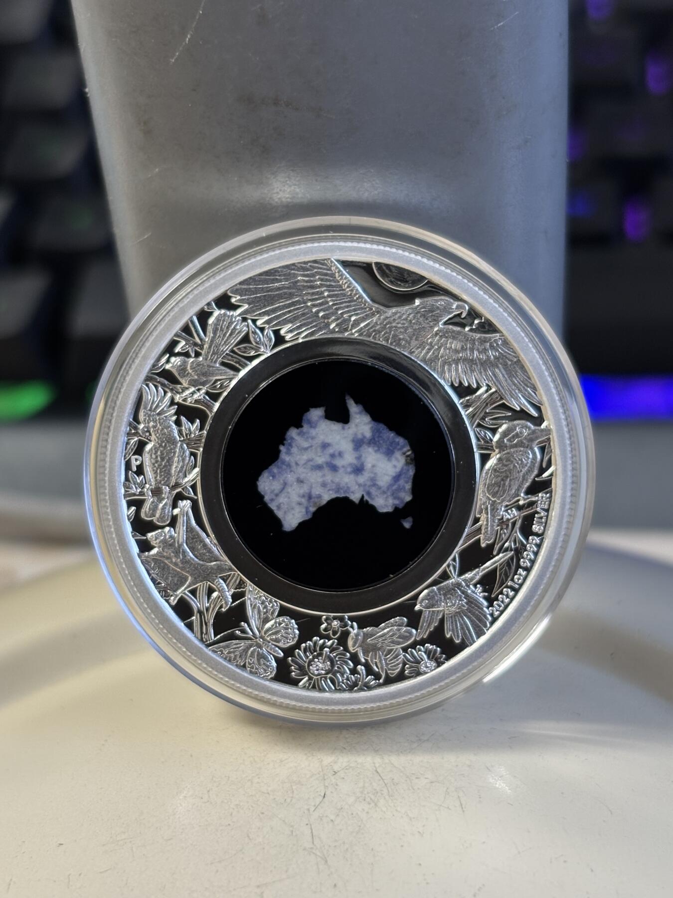 第195期拍卖 澳大利亚2022年南大陆3澳洲鸟类镶嵌蓝色云母1盎司银币，999银，发行5000枚