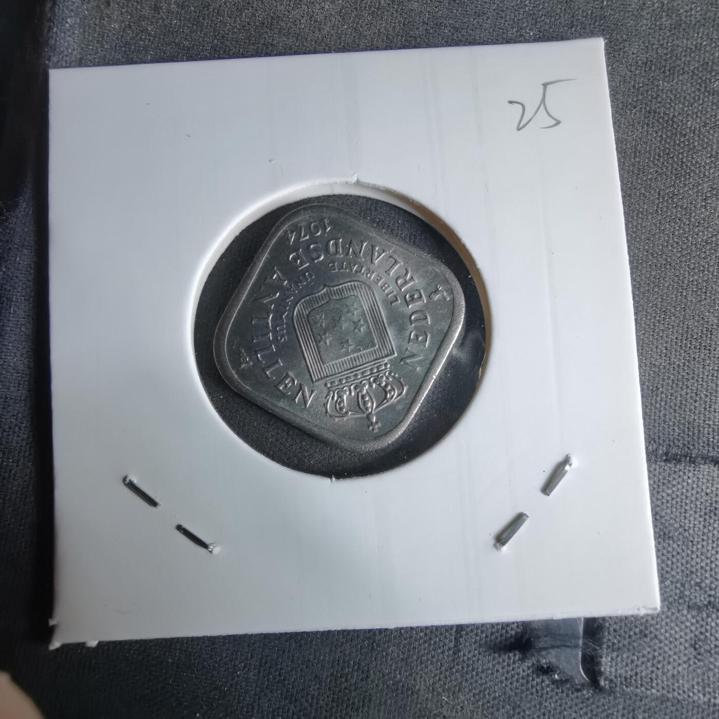 沼泽如烟--第1029场 荷属安的列斯1974年五分