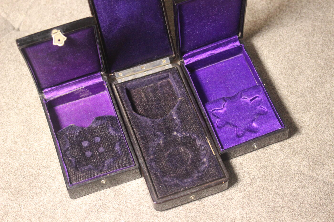 2026.3.25日系拍卖 明治五等金鵄、六等旭日、四等瑞宝套装 