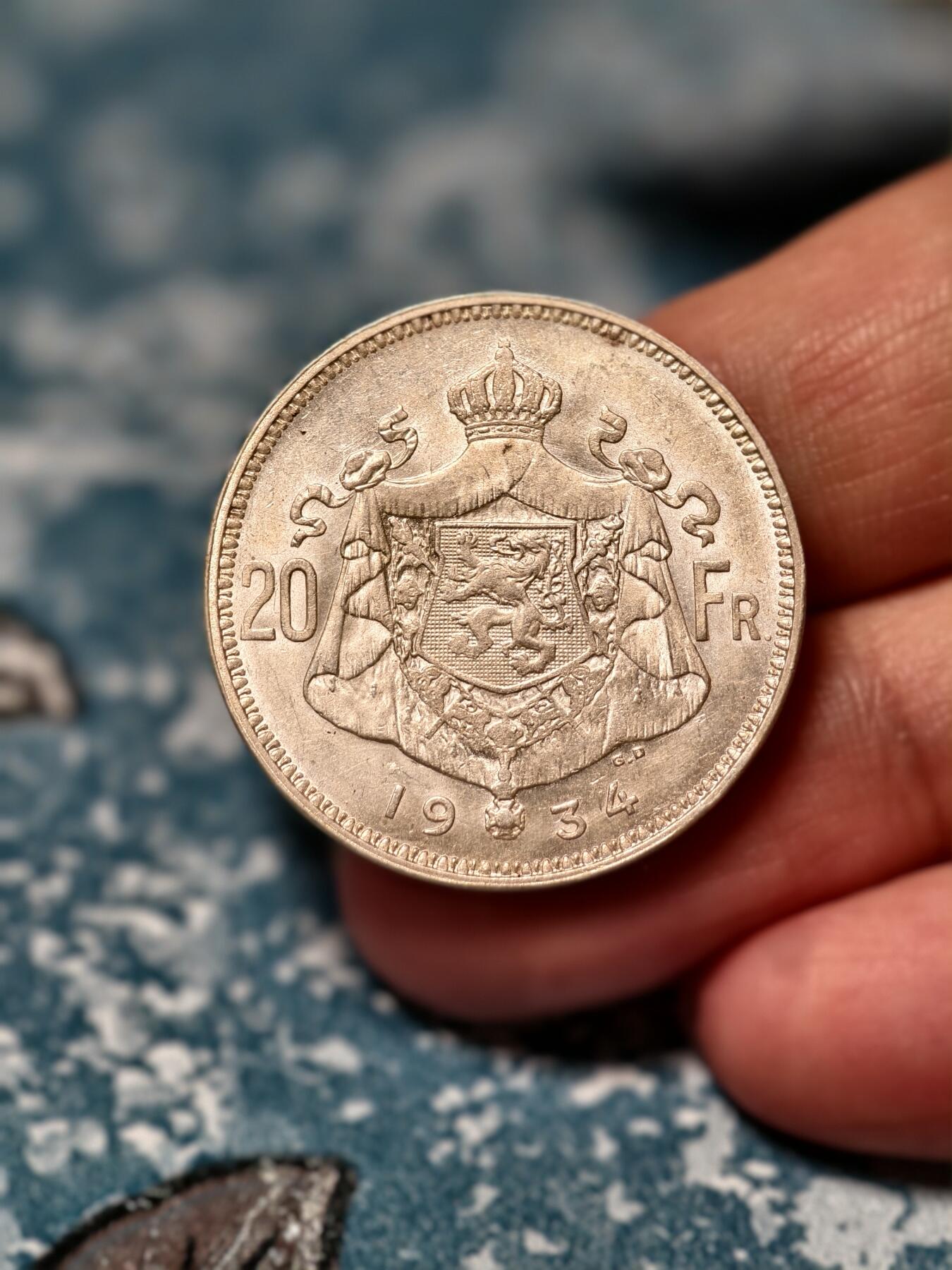 抚柳草堂-第十八期章牌钱币  奖章勋章限时免佣 满百包邮 放漏专场 1934比利时王国阿尔贝一世20法郎银币 重11.1g 原光极美品近未流通