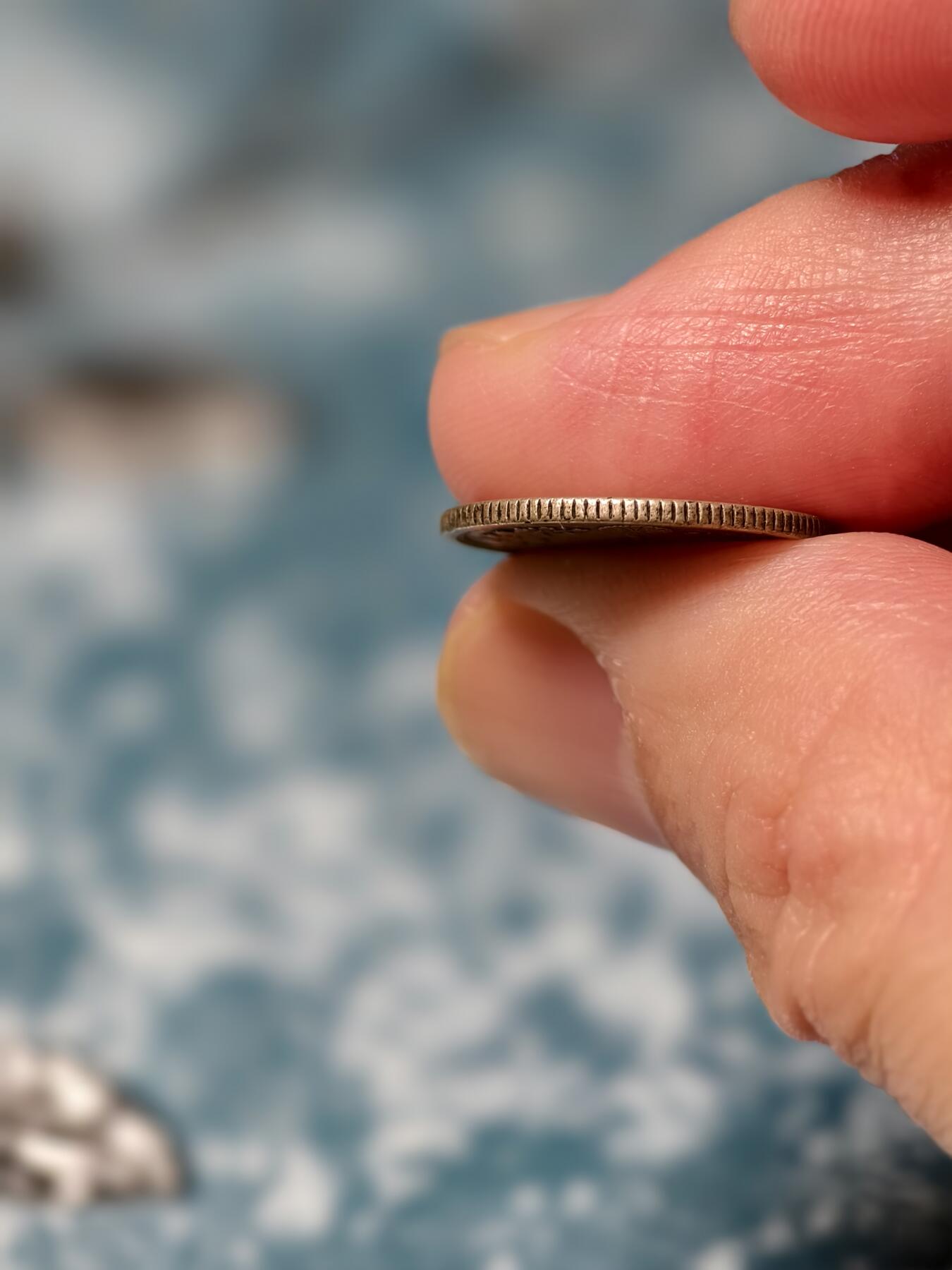 抚柳草堂-第十八期章牌钱币  奖章勋章限时免佣 满百包邮 放漏专场 1900日本龙十钱银币  重2.7g老包浆状态不错