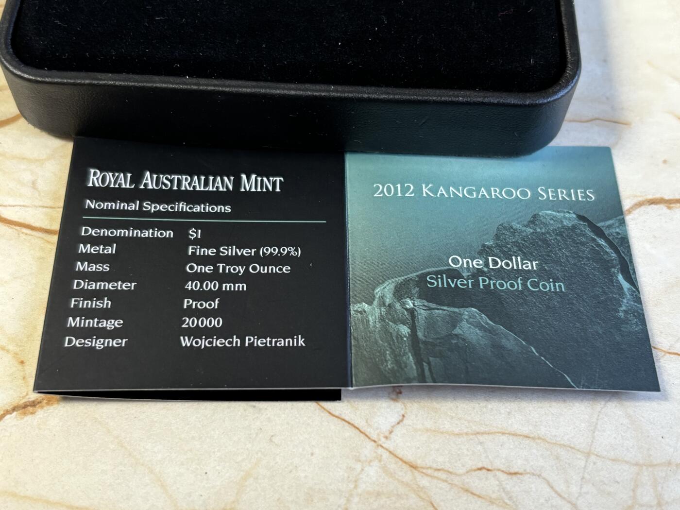 第195期拍卖 澳大利亚2012年澳洲袋鼠系列精制1盎司纪念银币，999银，发行20000枚