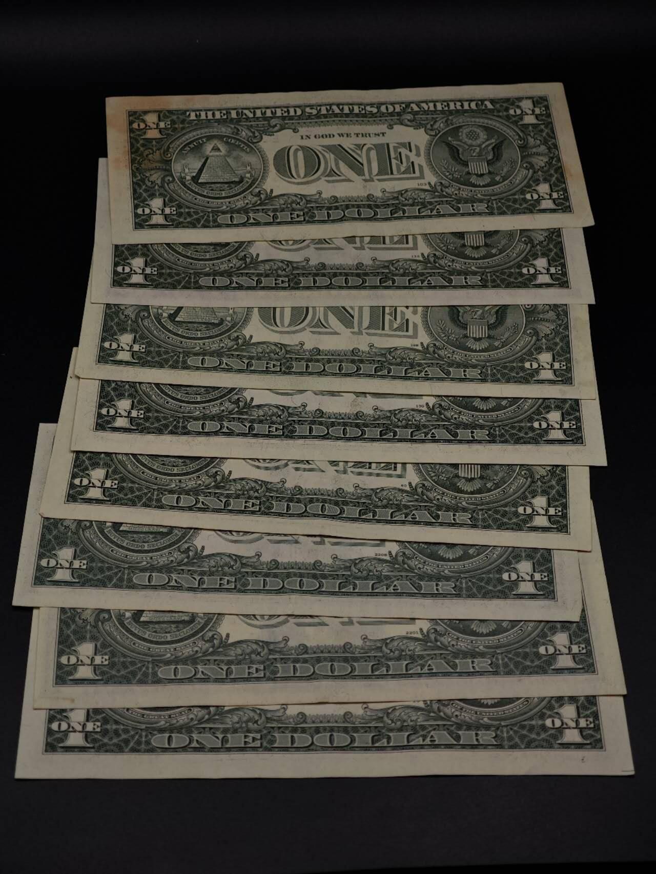  【淘币小摊】限时拍第八百八十二拍   纸币场    每周一统一发货 美国1美元纸币8张【有折】