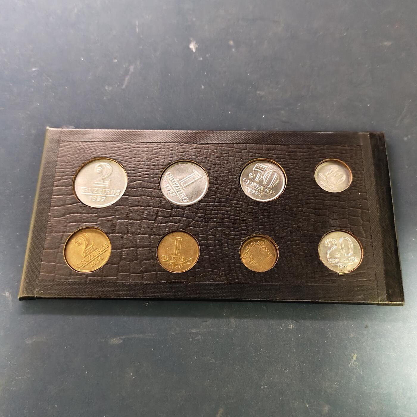 【全场包邮】纯粹捡漏拍515场 巴西1956-1957年封装8枚套币