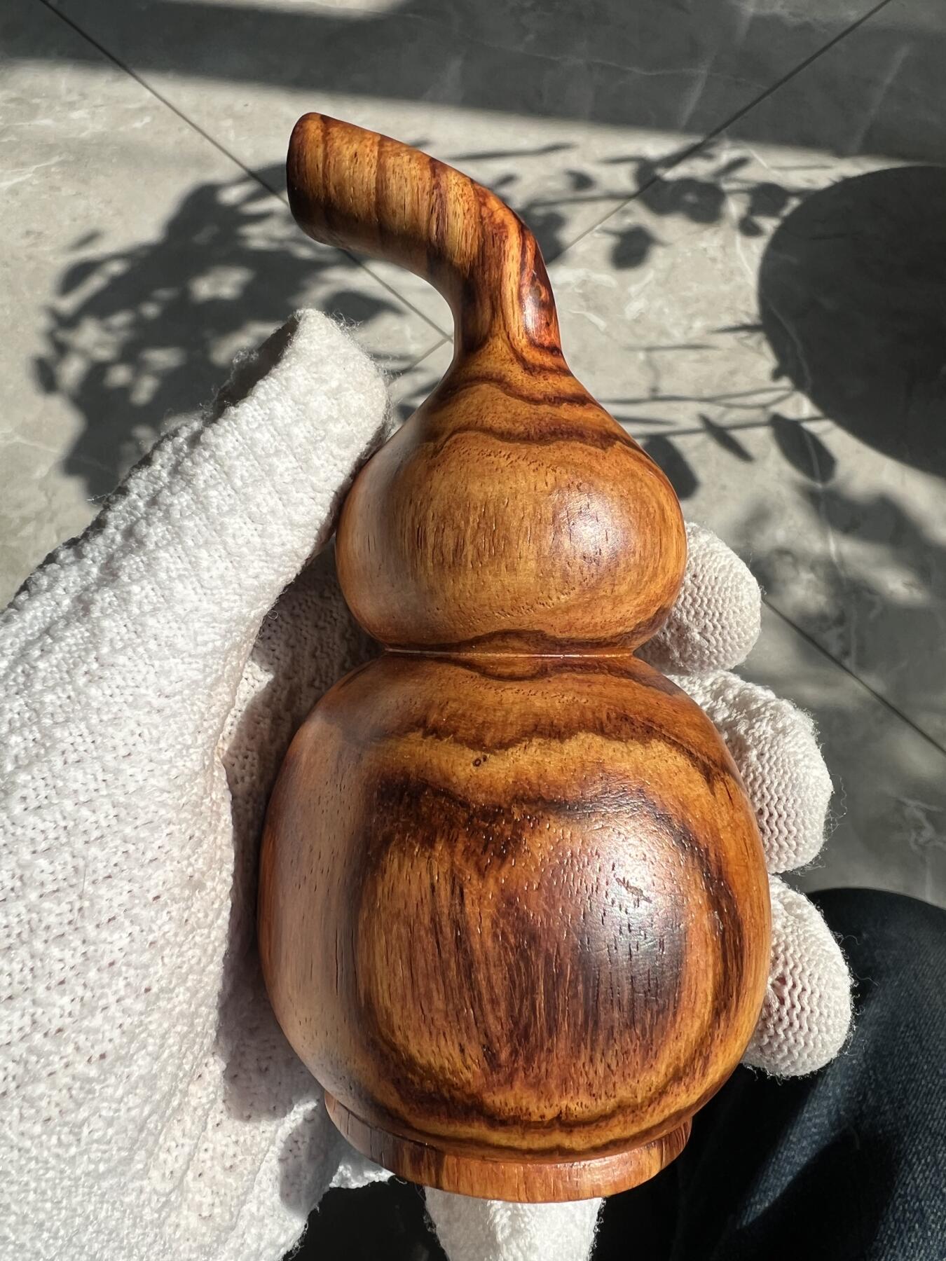 零元拍：对眼越南黄花梨  宝瓶 手把件 福禄（葫芦）大肚 60，小肚 42.5，高 126MM