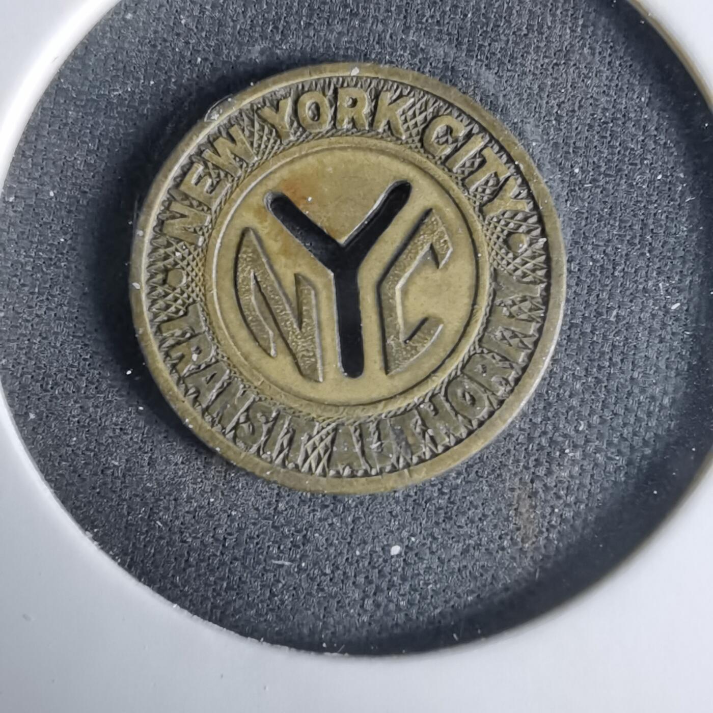 沼泽如烟--第1033场 代币