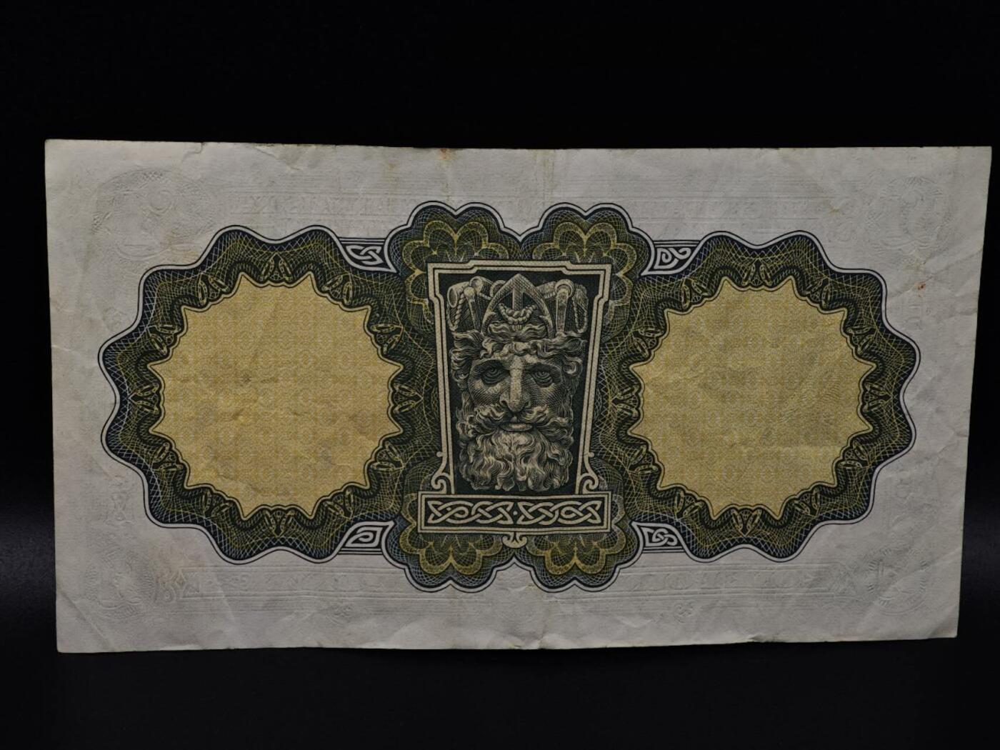  【淘币小摊】限时拍第八百八十二拍   纸币场    每周一统一发货 爱尔兰1镑纸币【有折】