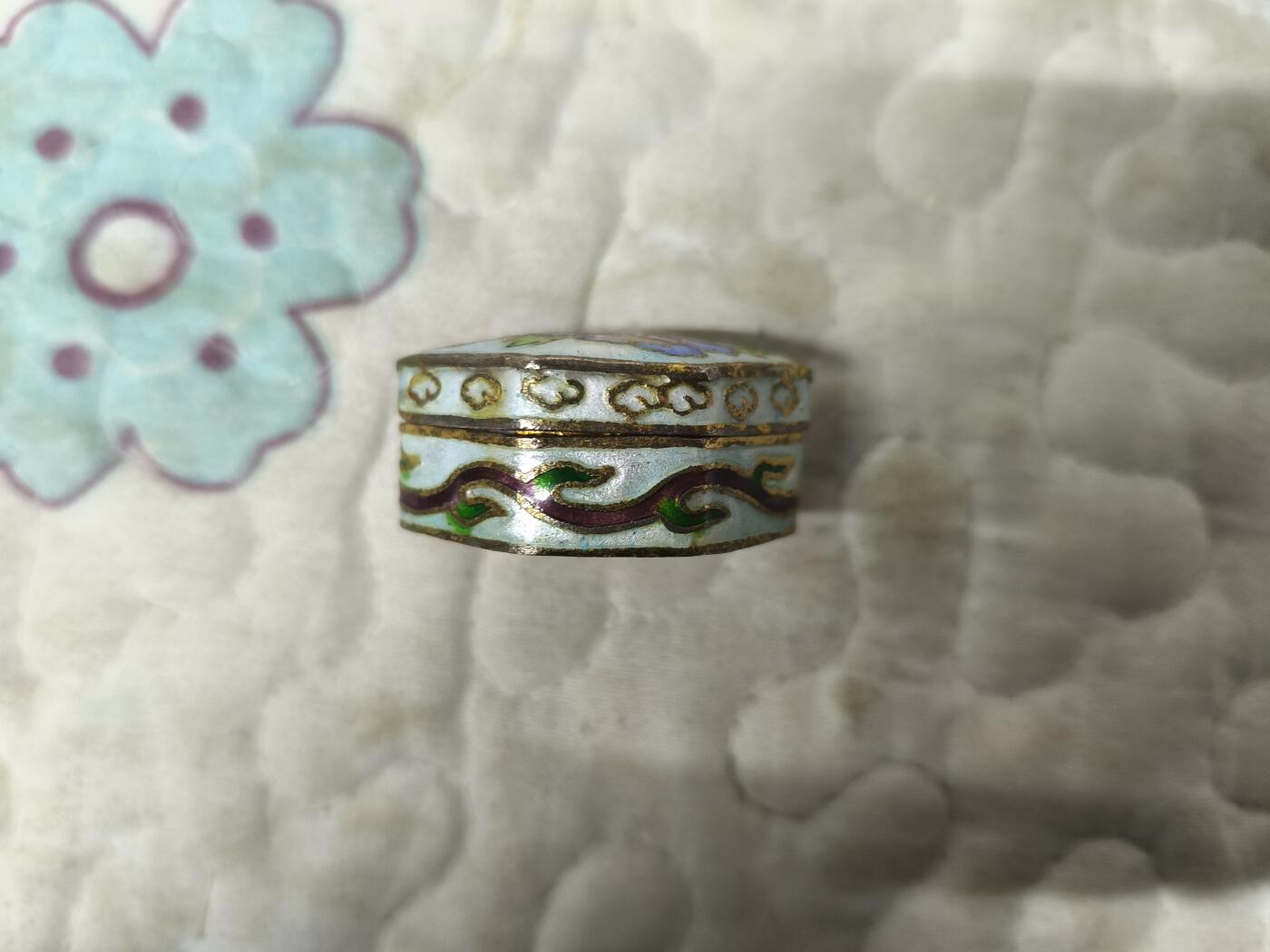 海外回流精品拍卖 3.28 日本回流创汇时期景泰蓝小盒