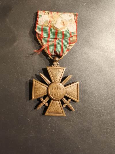 老王徽章第188期 - 法国1917版战争十字奖章