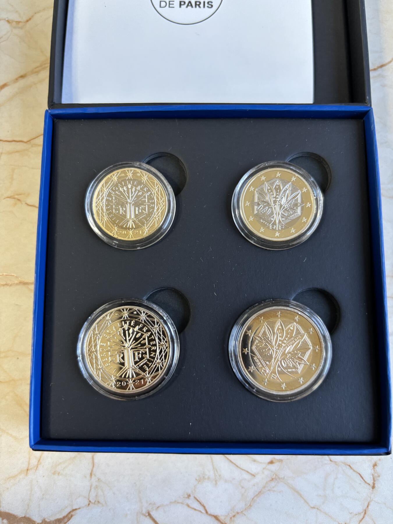 第195期拍卖 法国2021和2022年20周年和轮值主席国精制套币