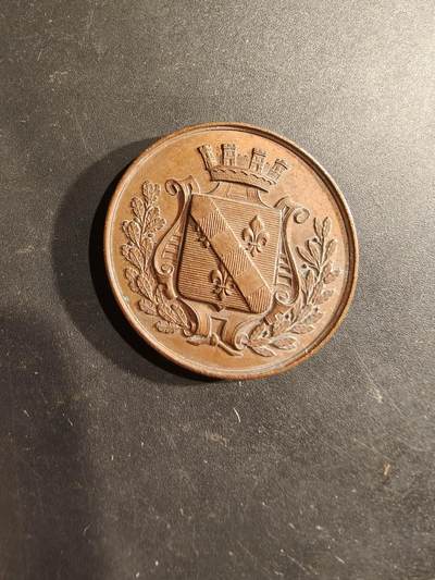 老王徽章第188期 - 法国1889年埃夫勒考古大会大铜章    直径34mm    重量14.5g