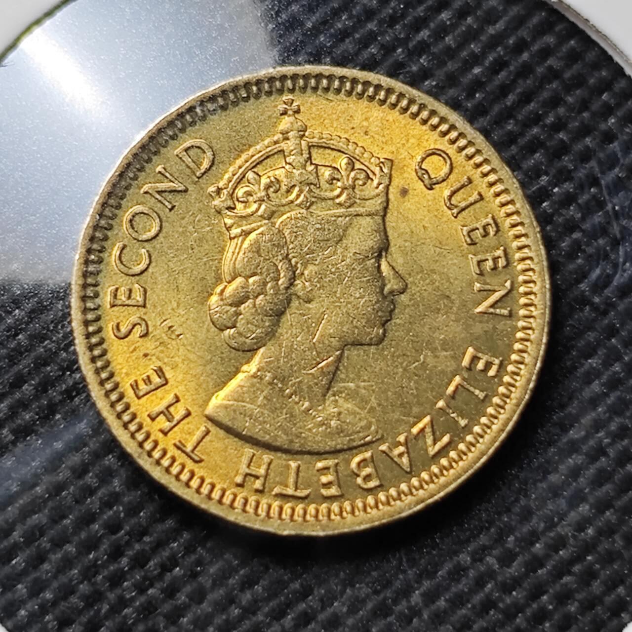 KK钱币收藏小铺   套币专场 2月预留时间 周末发货  1967香港高冠女王5仙铜币 好品