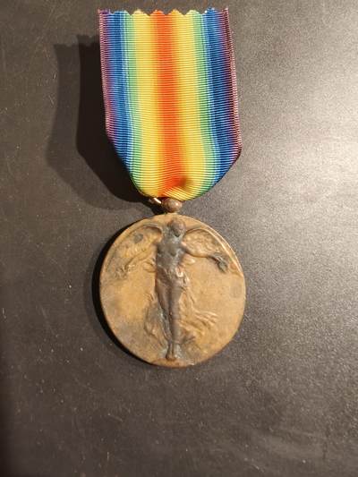 老王徽章第188期 - 比利时一战胜利奖章