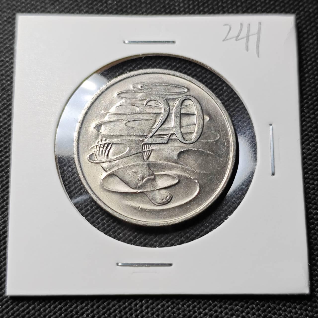 KK钱币收藏小铺   套币专场 2月预留时间 周末发货  1977澳大利亚20便士