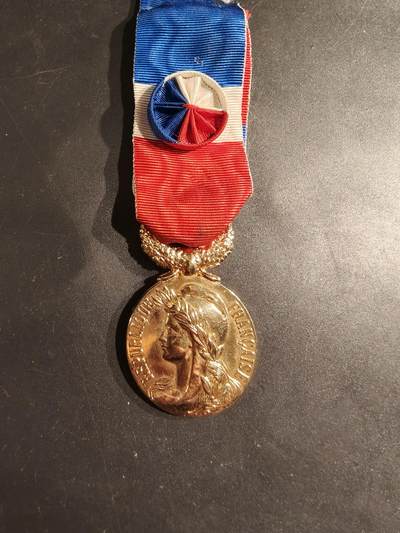 老王徽章第188期 - 法国金级劳动荣誉奖章   2024年实发版