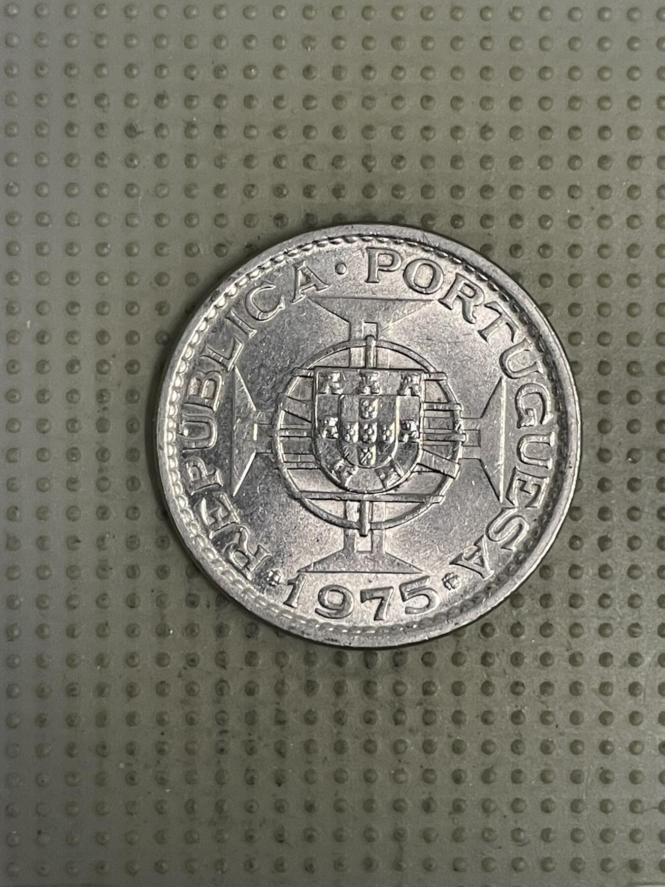 2026年第37场各国散币拍卖（总第187场） 澳门1975年壹圆