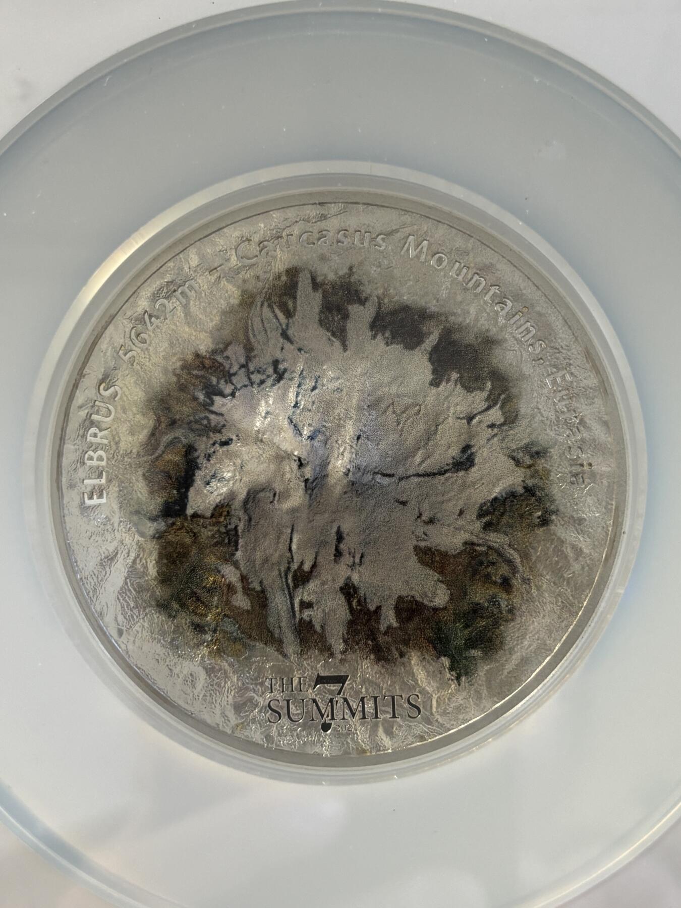 第195期拍卖 库克2021年七大山峰厄尔布鲁士峰5盎司银币NGC-MS70首，999银，发行777枚