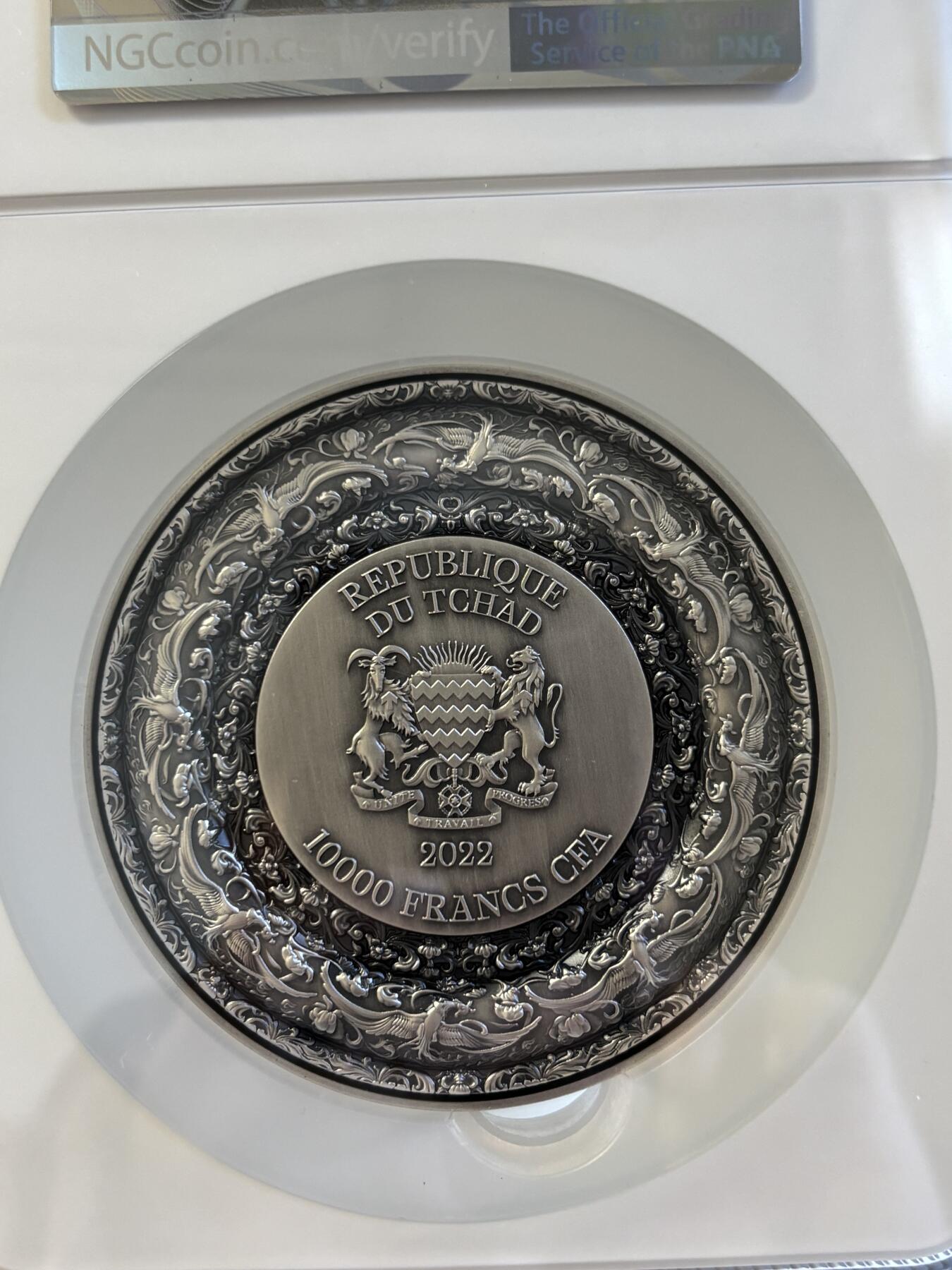 第195期拍卖 乍得2022年曼荼罗艺术系列凤凰2盎司高浮雕银铜纪念币NGC-MS70首，金属:999银+铜，重量:2盎司银+8盎司，发行：500枚