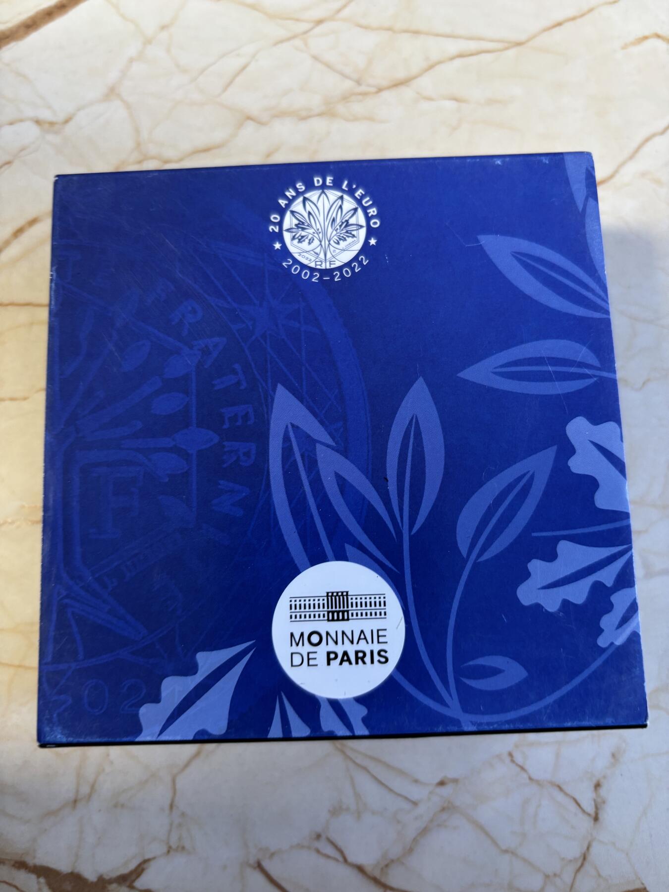 第195期拍卖 法国2021和2022年20周年和轮值主席国精制套币