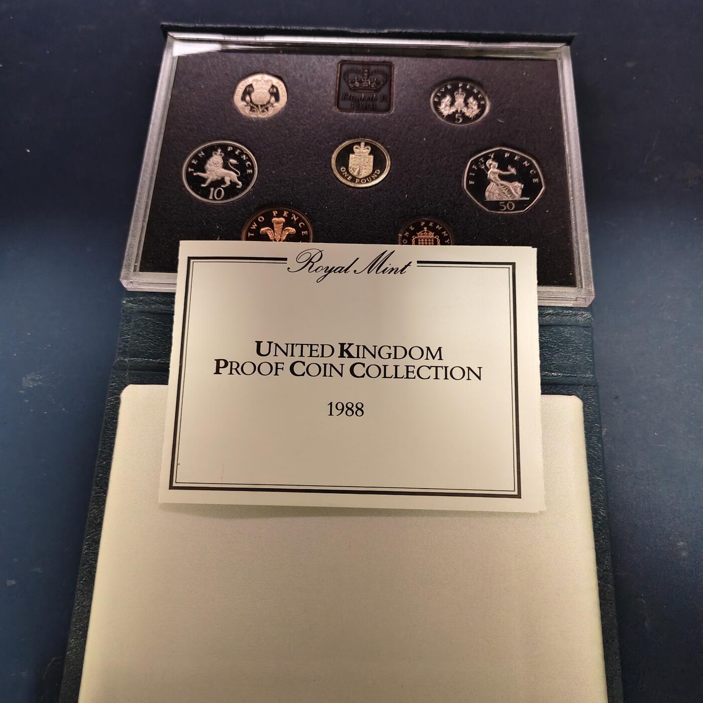 【全场包邮】纯粹捡漏拍515场 英国1988年官方精制套币-盒证全-含1镑盾徽精制币