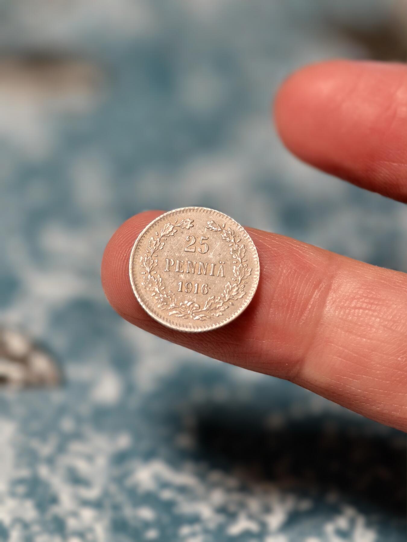 抚柳草堂-第十八期章牌钱币  奖章勋章限时免佣 满百包邮 放漏专场 1916俄属芬兰25芬尼银币 s版赫尔辛基造币厂 俄属芬兰大公国时期（1809-1917）的25芬尼银币铸造于1916年属于沙皇尼古拉二世统治末期的流通货币
