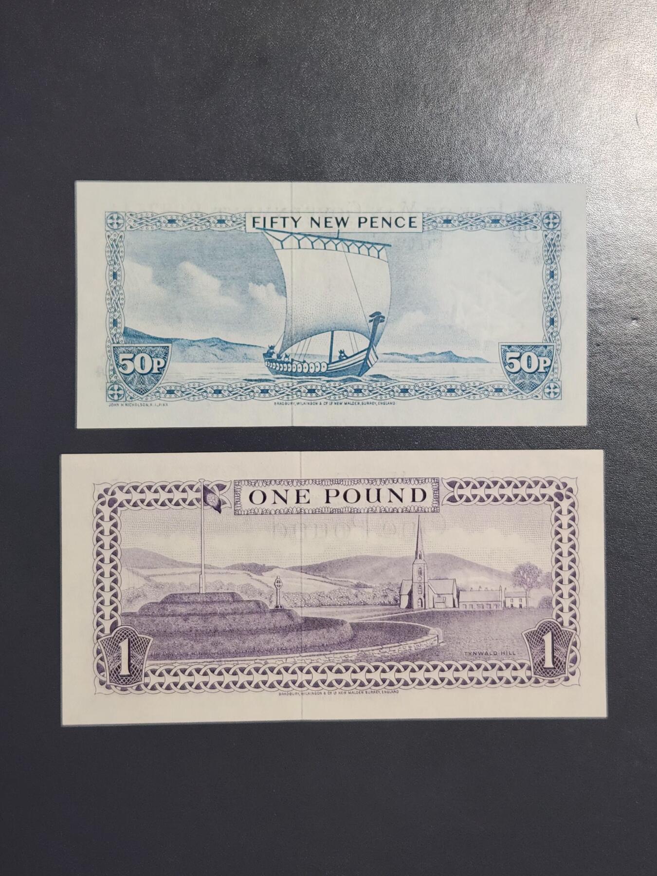 3月22号晚上8点 外国纸币自动截拍第43场 马恩岛纸币 1979年50便士 1镑 全新UNC一对  女王钞