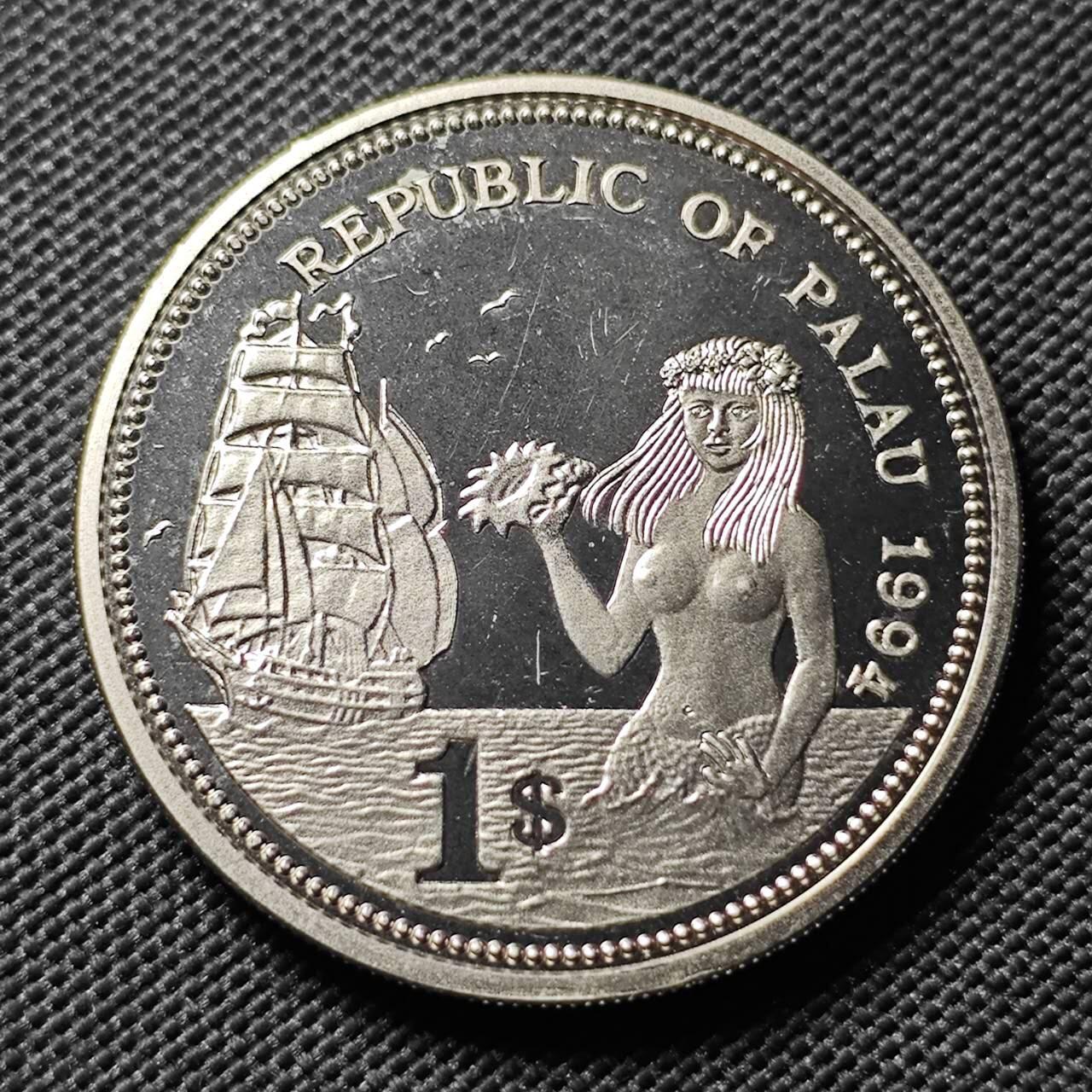 KK钱币收藏小铺   套币专场 2月预留时间 周末发货  1994帕拉1元彩色纪念币 美人鱼