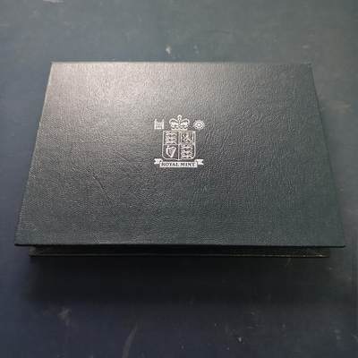 【全场包邮】纯粹捡漏拍515场 - 英国1999年官方蓝本精制套币-盒证全-含5镑戴安娜王妃+2镑橄榄球世界杯+1镑苏格兰狮徽精制纪念币