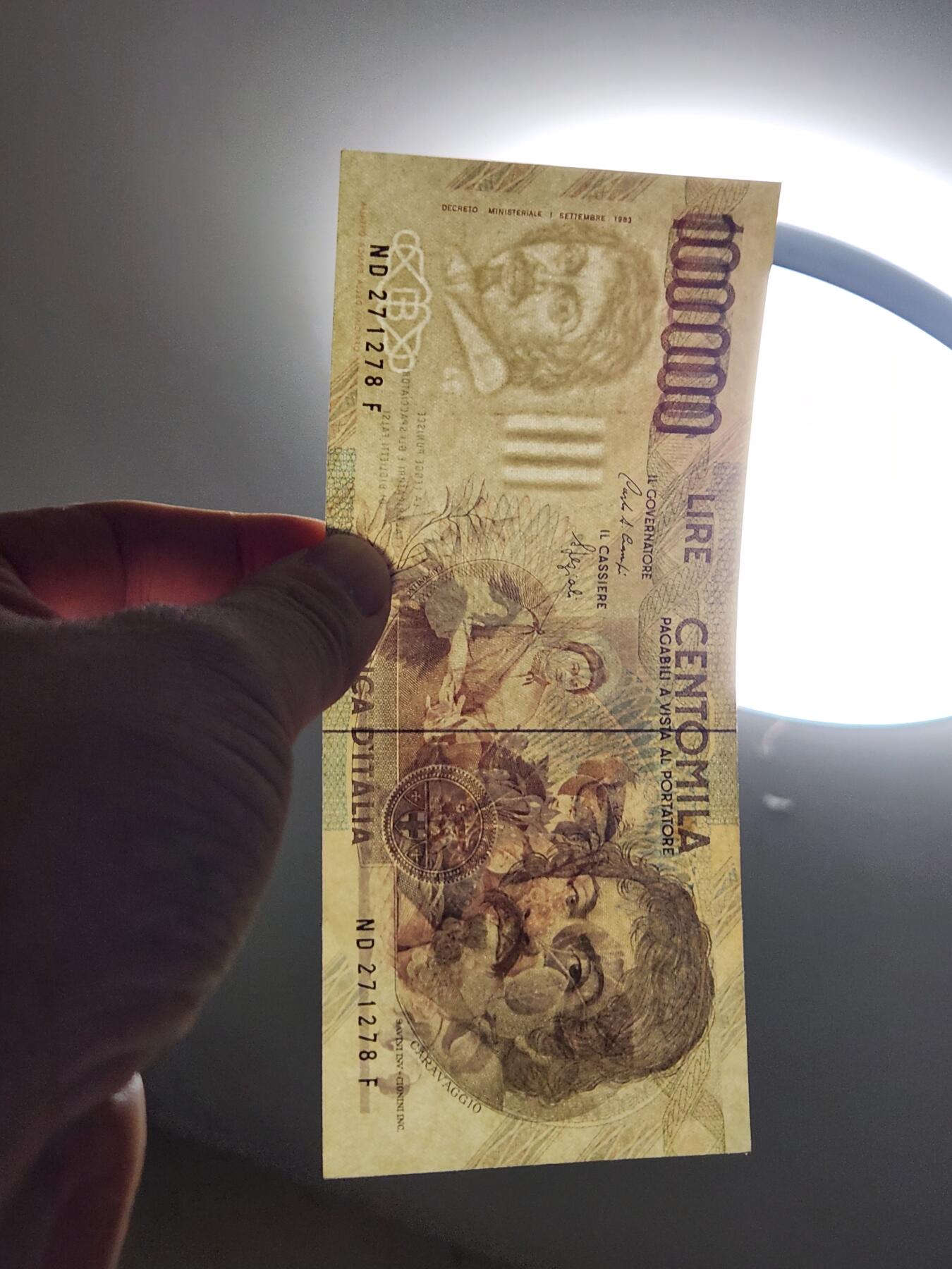 3月21号晚上8点 外国纸币自动截拍第42场 意大利1983年100000里拉10万纸币 近新极美品