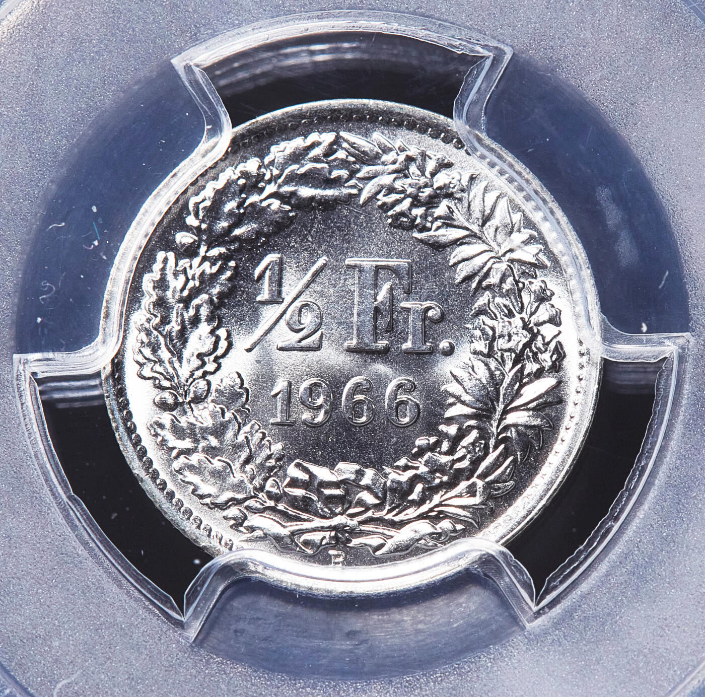 【俄甄集藏】2026年(050)04-01星期三 晚 19:30 全场包邮 瑞士1965-1966年1/2、1、2法郎银币高分3枚一组，PCGS MS67，顶级转光品相